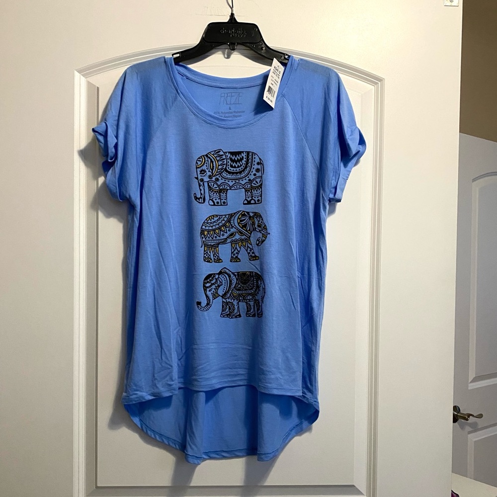 Blue graphic elephant tee